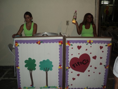 que delícia - algodão-doce e pipoca